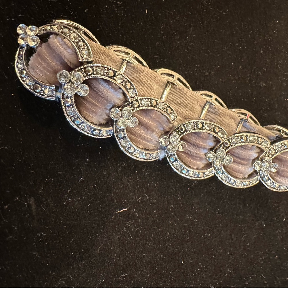 Vintage 1970s Art Deco Revival Stretch Bracelet – Rhinestone/CZ – Velvet Ribbon
